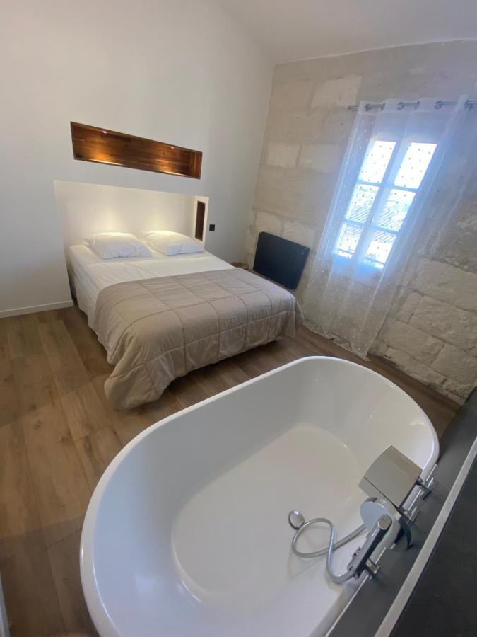 Loft Spacieux Au Coeur Des Remparts D'Ег-Морт Екстер'єр фото